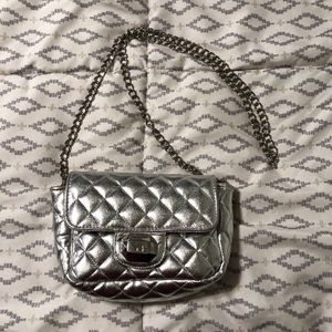 🌻VS Pink Quilted Bag